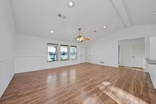 109 Pioneer Ct, Waxahachie, TX 75167 - Photo 7