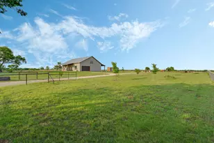 5050 Helton Rd, Justin, TX 76247 - Photo 33