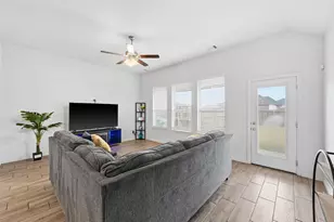 196 Lady Bird Dr, Waxahachie, TX 75165 - Photo 17