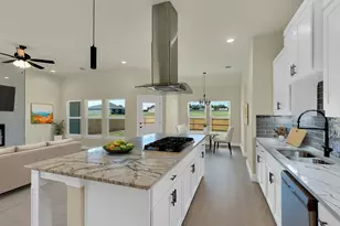 530 E Lamar St, Palmer, TX 75152 - Photo 1