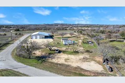 7703 Prairie Creek Lane, Tolar, TX 76476 - Photo 9