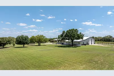 7703 Prairie Creek Lane, Tolar, TX 76476 - Photo 5