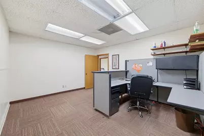 601 10th Street, Grand Prairie, TX 75050 - Photo 23