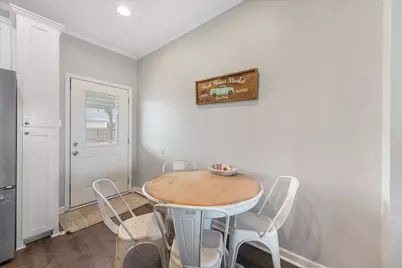 102 E Willow Street, Sanger, TX 76266 - Photo 11