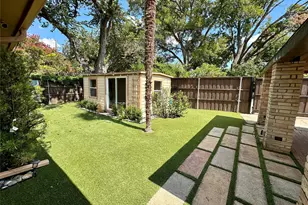 3848 Shorecrest Dr, Dallas, TX 75209 - Photo 39