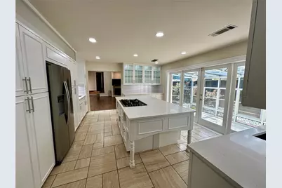 3848 Shorecrest Drive, Dallas, TX 75209 - Photo 9