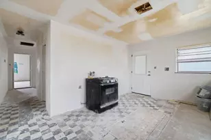 901 Sycamore St, Abilene, TX 79602 - Photo 11