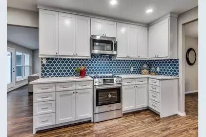 1021 Oakwood Drive, Keller, TX 76248 - Photo 5