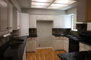 3119 Bonham St, Greenville, TX 75402 - Photo 7