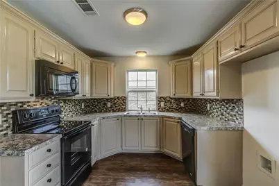 304 Timbercreek Court, Princeton, TX 75407 - Photo 7