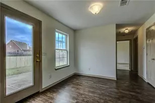 304 Timbercreek Ct, Princeton, TX 75407 - Photo 9