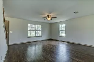 304 Timbercreek Ct, Princeton, TX 75407 - Photo 3