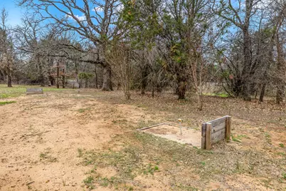 295 Lone Oak, Mineral Wells, TX 76067 - Photo 31