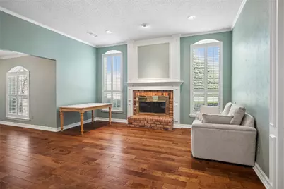 2528 Willowdale Drive, Carrollton, TX 75006 - Photo 5