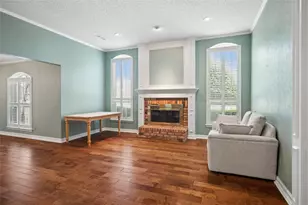 2528 Willowdale Dr, Carrollton, TX 75006 - Photo 5