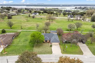 139 Runaway Bay Dr, Runaway Bay, TX 76426 - Photo 31