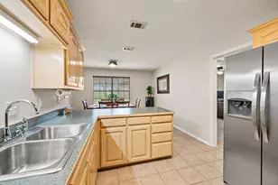 139 Runaway Bay Dr, Runaway Bay, TX 76426 - Photo 11