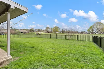240 Half Moon Way, Runaway Bay, TX 76426 - Photo 21