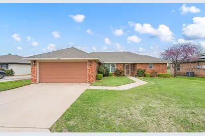 240 Half Moon Way, Runaway Bay, TX 76426 - Photo 1