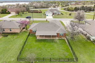 240 Half Moon Way, Runaway Bay, TX 76426 - Photo 23