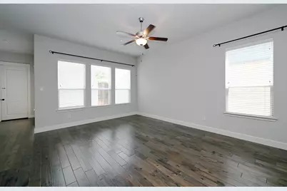 1021 Water Street, Carrollton, TX 75007 - Photo 5