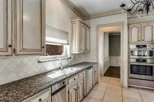 910 Saddlebrook Dr, Colleyville, TX 76034 - Photo 13