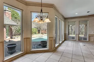 910 Saddlebrook Dr, Colleyville, TX 76034 - Photo 11