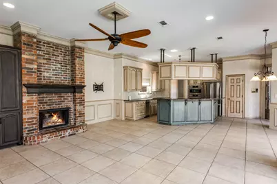 910 Saddlebrook Drive, Colleyville, TX 76034 - Photo 9