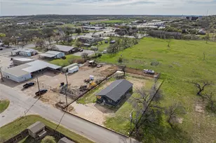 105 N Dairy St, Breckenridge, TX 76424 - Photo 29