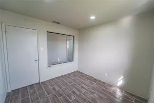 105 N Dairy St, Breckenridge, TX 76424 - Photo 13