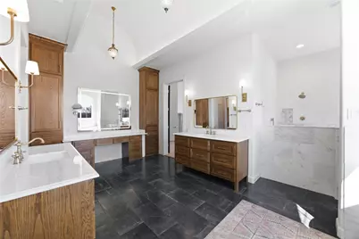 623 Lake Valley Road, Sunset, TX 76270 - Photo 19