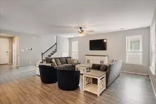 10021 Adams Ln, Providence Village, TX 76227 - Photo 7