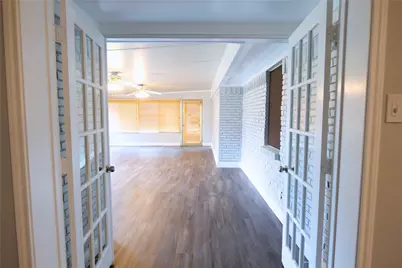 7137 Hunnicut Road, Dallas, TX 75227 - Photo 11