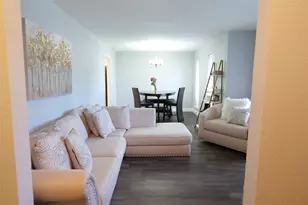 7137 Hunnicut Rd, Dallas, TX 75227 - Photo 5