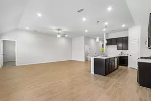 7404 Santolina Dr, Denton, TX 76226 - Photo 13