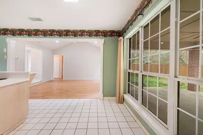3650 Brownwood Drive, Paris, TX 75462 - Photo 9