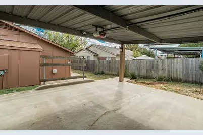 1437 Brook Meadow Circle, Lancaster, TX 75134 - Photo 23