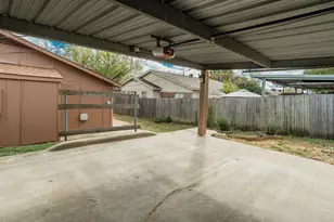 1437 Brook Meadow Cir, Lancaster, TX 75134 - Photo 23