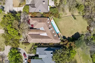 14900 Winnwood Rd, Addison, TX 75254 - Photo 39