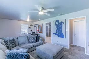 619 Dejay St, Fairfield, TX 75840 - Photo 3