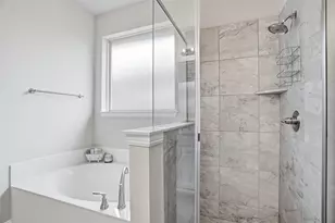 136 Colonial Dr, Joshua, TX 76058 - Photo 21