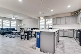 15837 Culford Ln, Fort Worth, TX 76247 - Photo 11