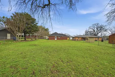 2418 Loy Lake, Denison, TX 75020 - Photo 23