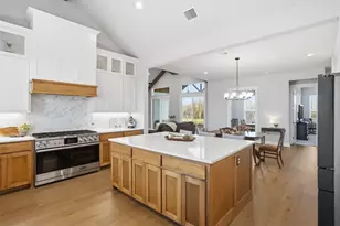 520 Fox Hl Ct, Waxahachie, TX 75167 - Photo 5