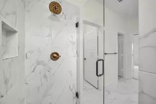 1032 Holcomb Rd, Dallas, TX 75217 - Photo 9