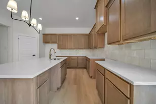 1032 Holcomb Rd, Dallas, TX 75217 - Photo 5