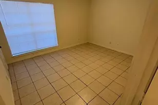 9747 Whitehurst Dr, Dallas, TX 75243 - Photo 5