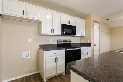 608 Mesquite Drive, Rio Vista, TX 76093 - Photo 7