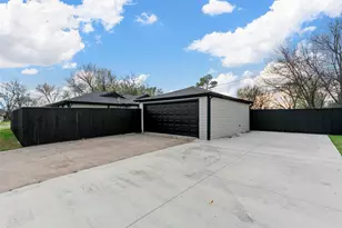 2945 Healey Dr, Dallas, TX 75228 - Photo 29