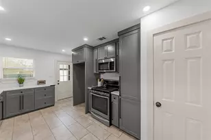 2945 Healey Dr, Dallas, TX 75228 - Photo 9